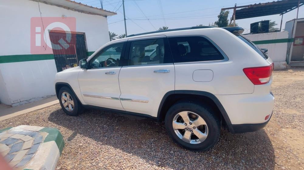 جيب جراند شيروكي